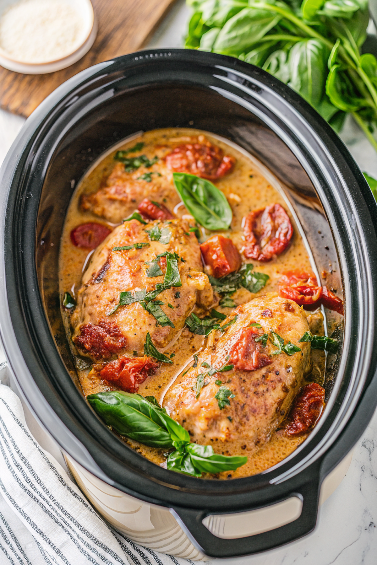 Slow Cooker Tuscan Chicken – Creamy & Flavorful Recipe